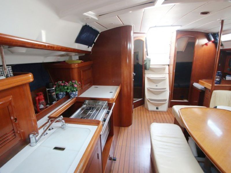 Oceanis 393
