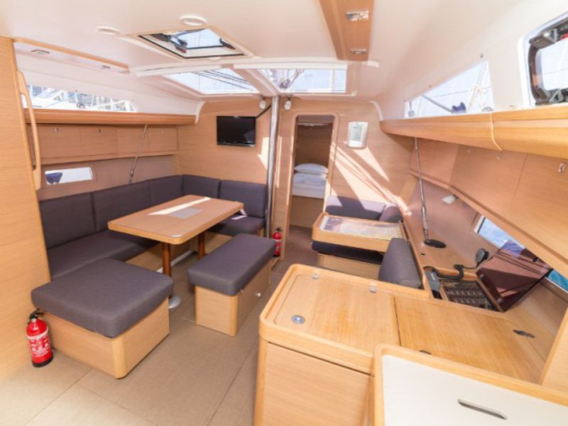 Dufour 412