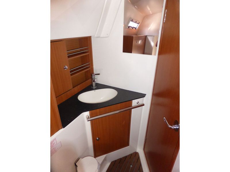 Bavaria 32