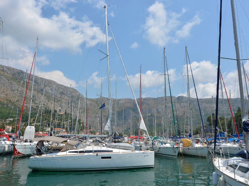 Sun Odyssey 349