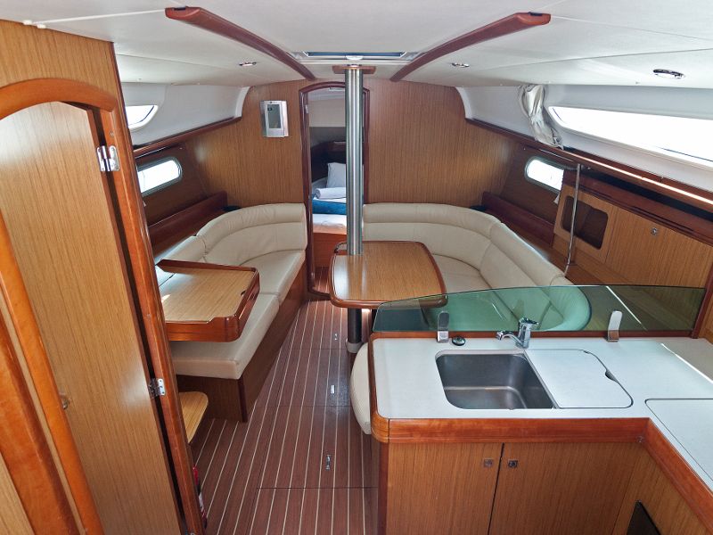 Sun Odyssey 36i