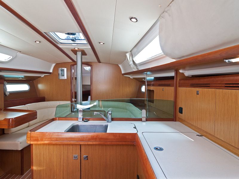 Sun Odyssey 36i