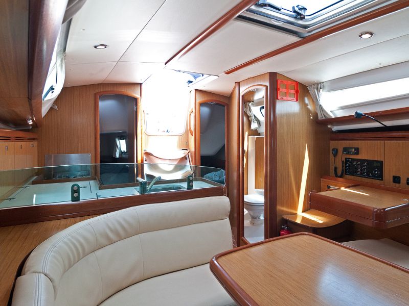 Sun Odyssey 36i
