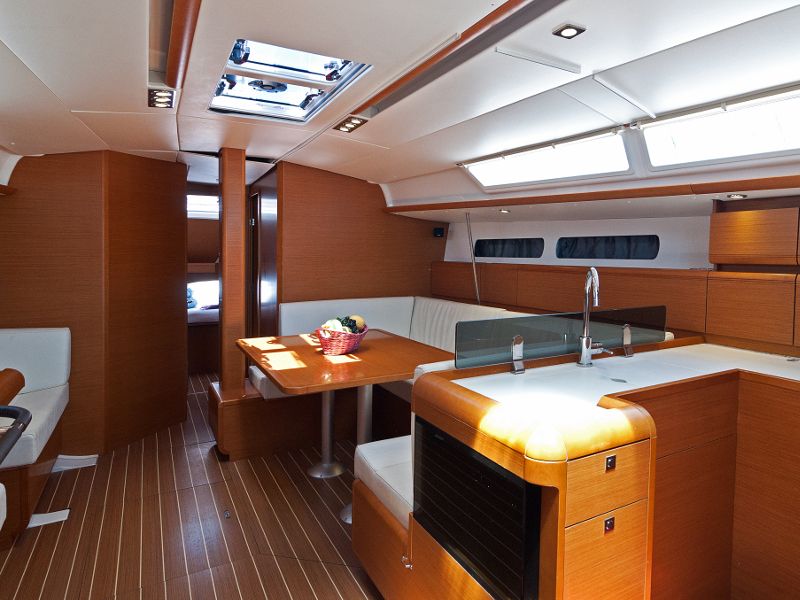Sun Odyssey 439