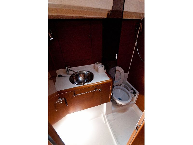 Sun Odyssey 439
