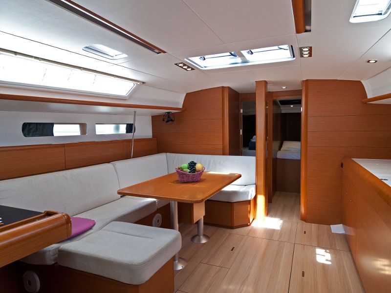 Sun Odyssey 469