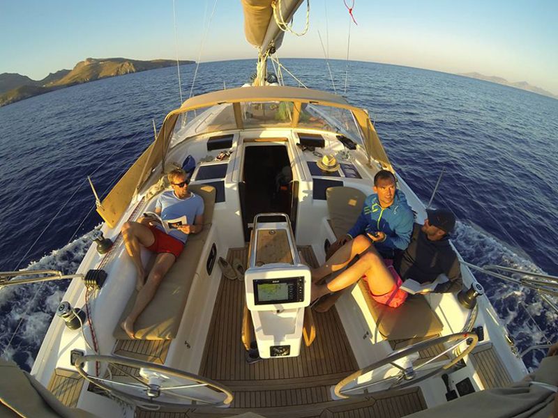 Hanse 415