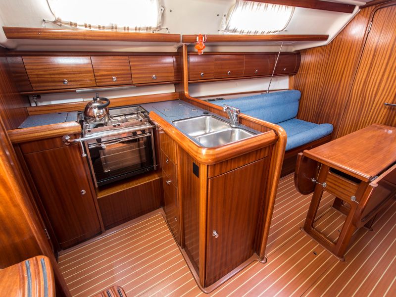 Bavaria 36