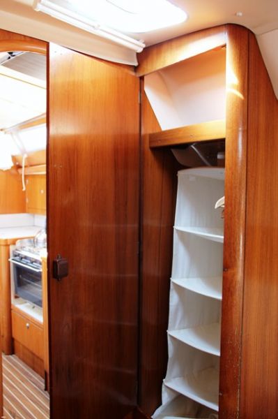 Sun Odyssey 371