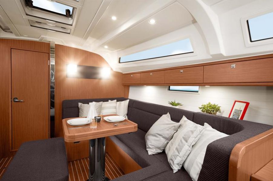 Bavaria Cruiser 41 - 3 cab