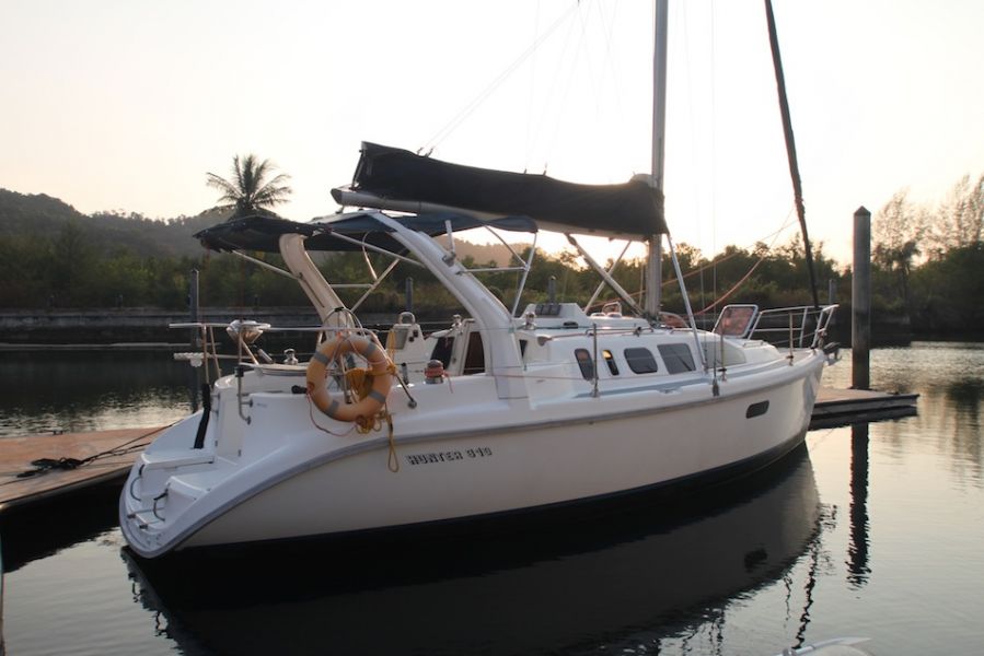 Hunter 310