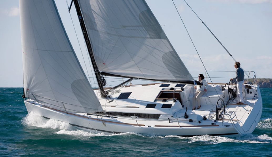 Dufour 36 Performance