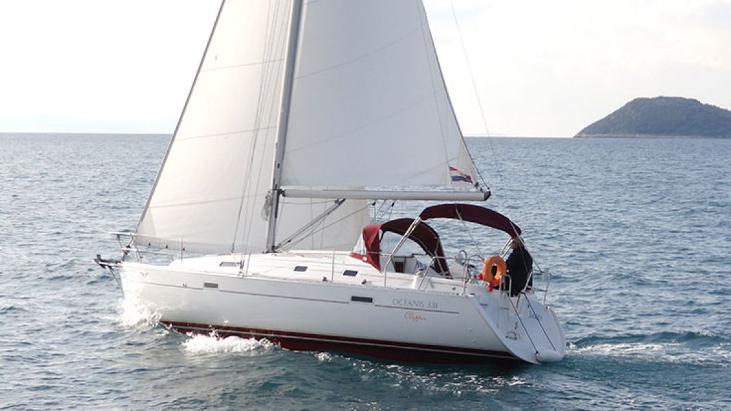 Oceanis Clipper 331