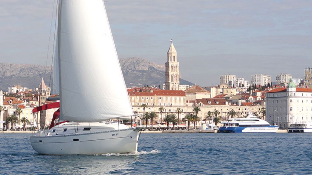 Oceanis Clipper 331