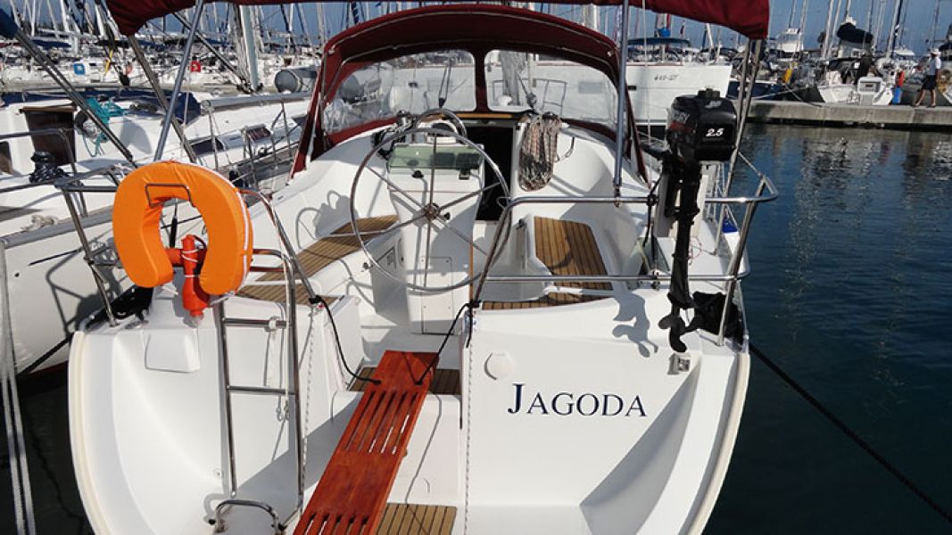 Oceanis Clipper 331