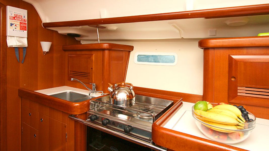 Oceanis Clipper 393