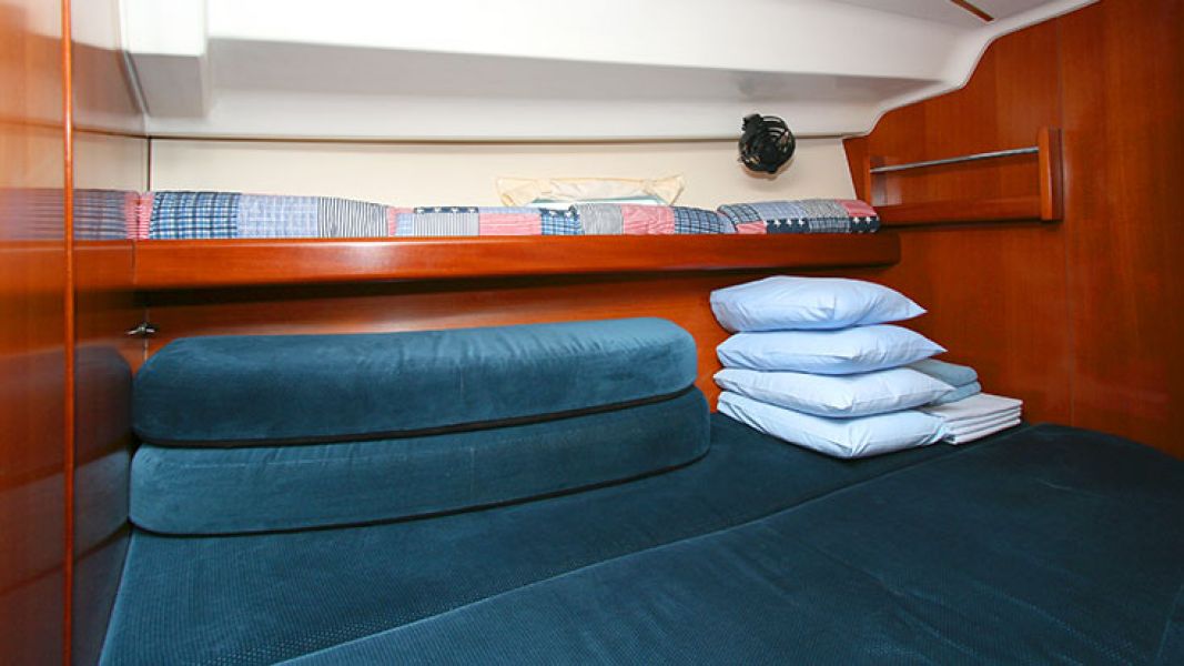 Oceanis Clipper 393