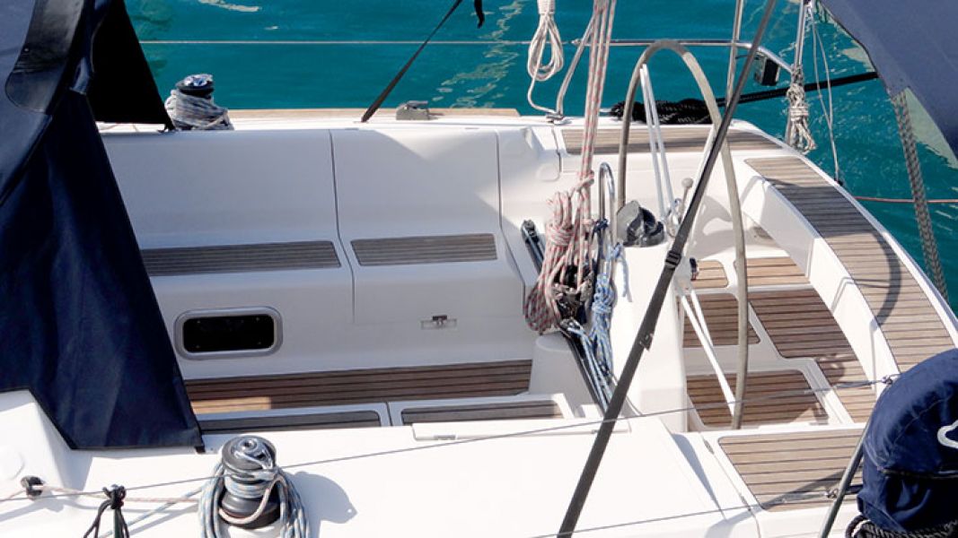 Elan 37