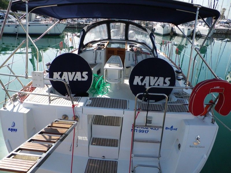 Oceanis 43