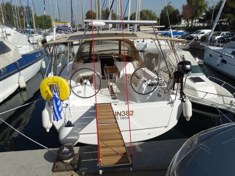 Dufour 382 GL
