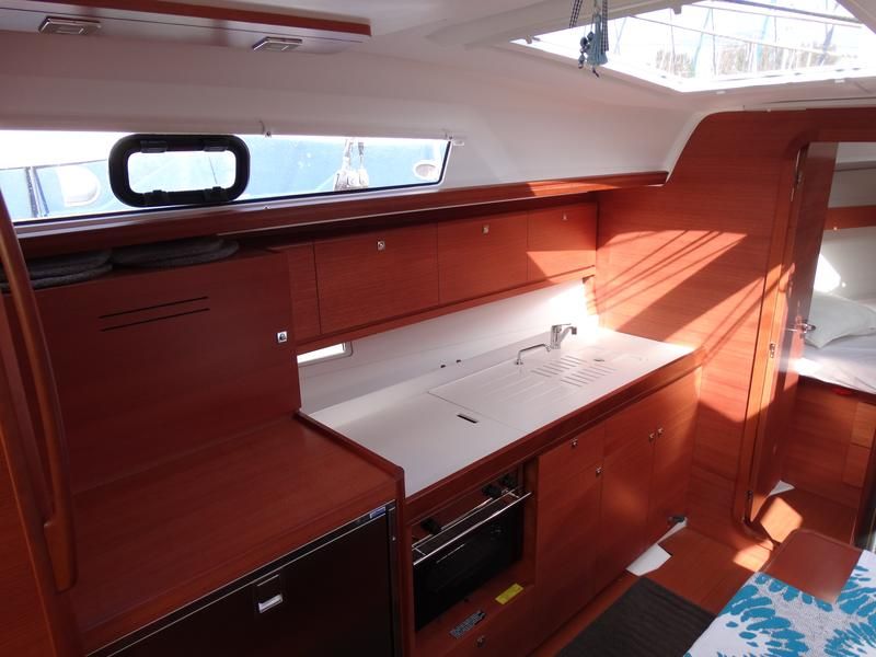Dufour 382 GL