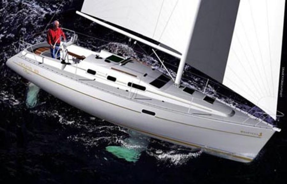 Oceanis 323