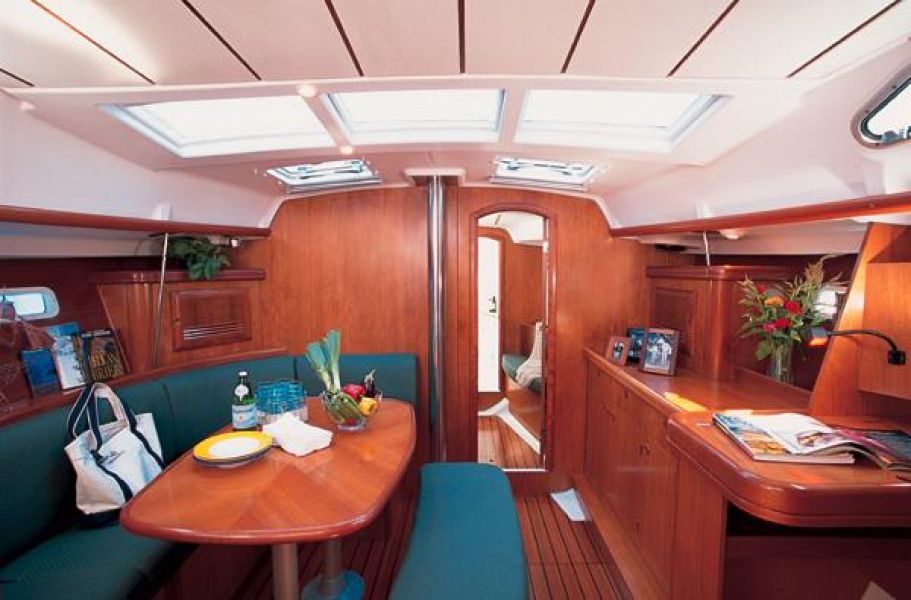 Oceanis 393