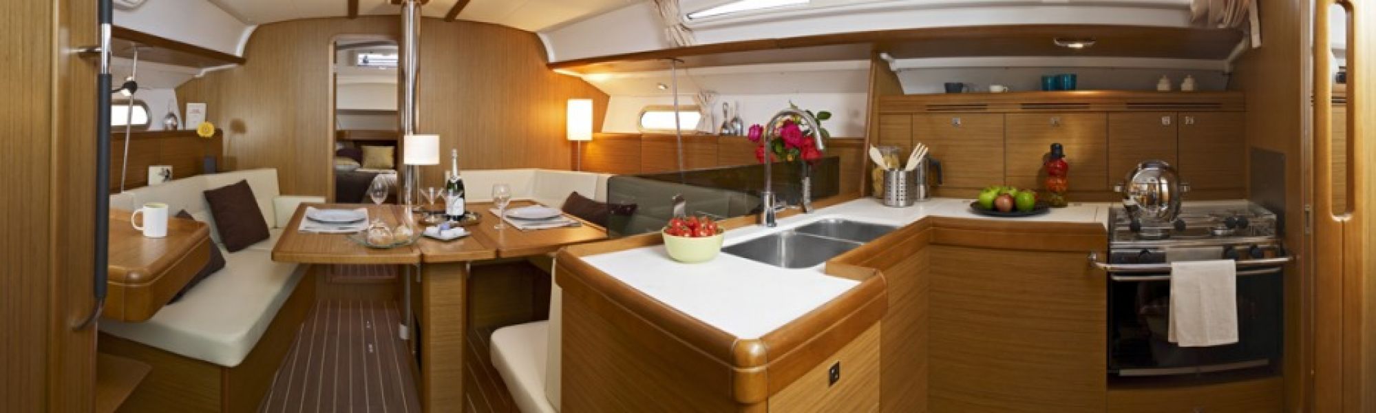 Sun Odyssey 42i