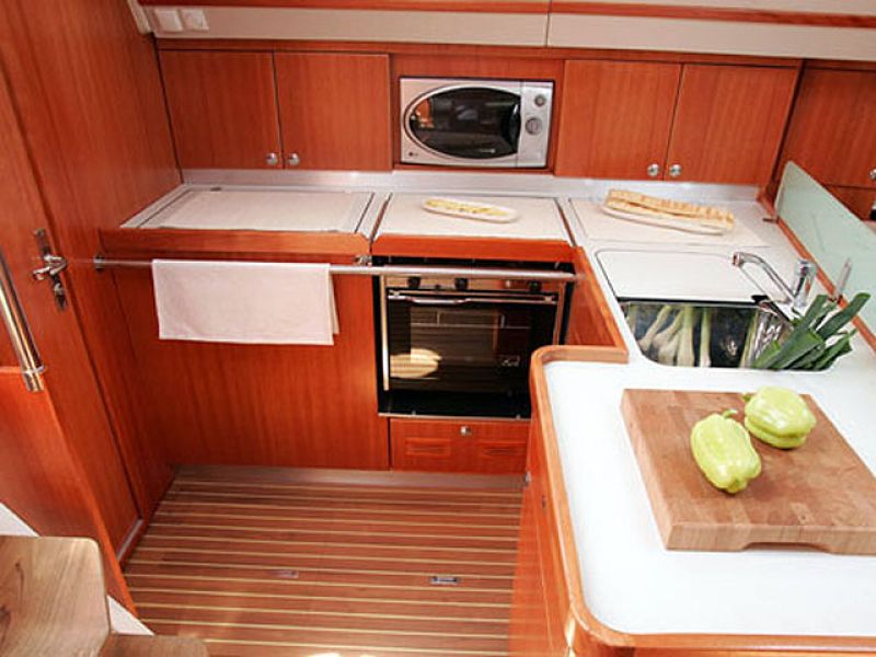 Elan 444 Impression