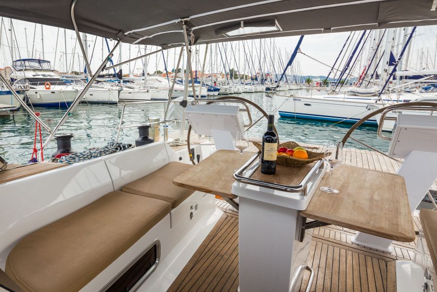 Hanse 505