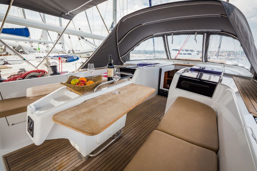 Hanse 505
