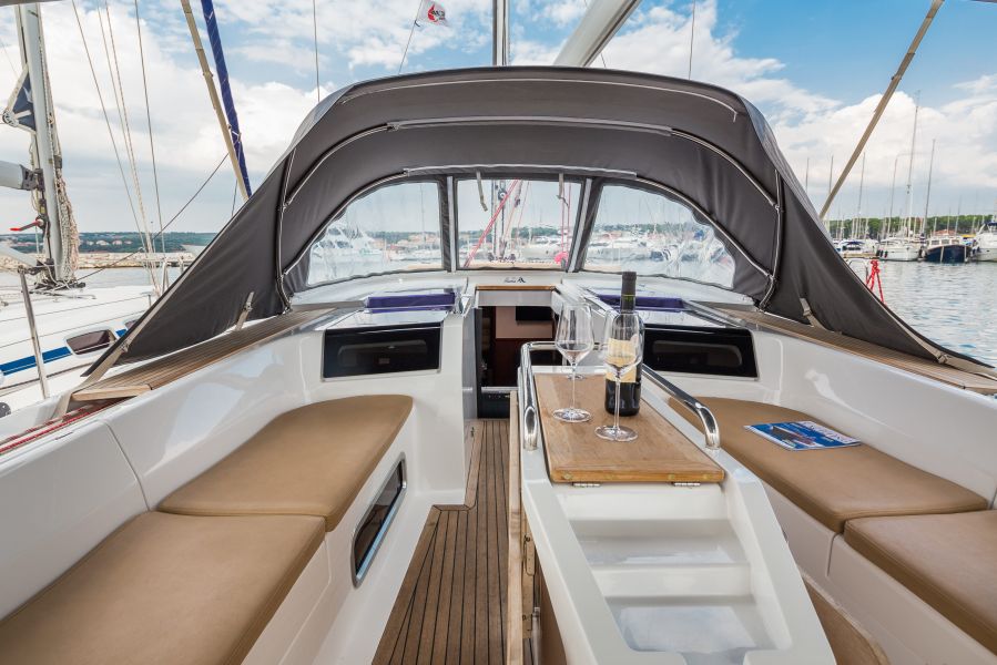 Hanse 505