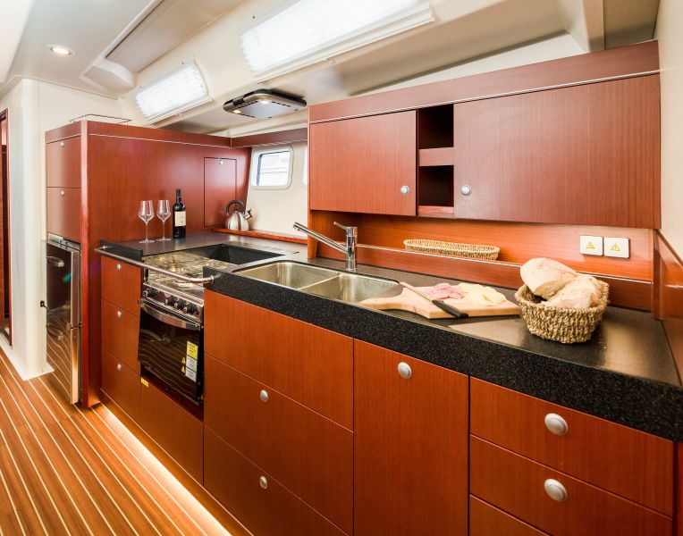 Hanse 505