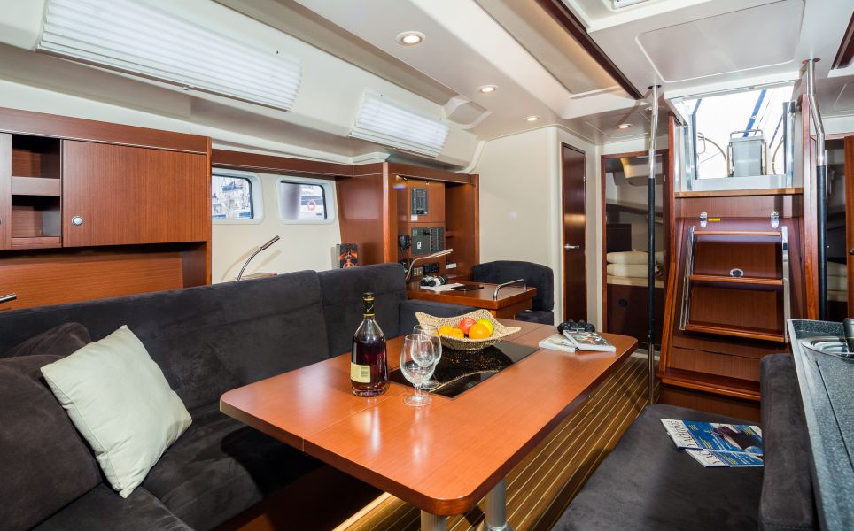 Hanse 505