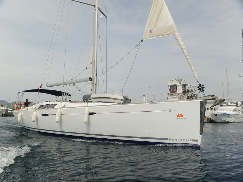 Oceanis 54