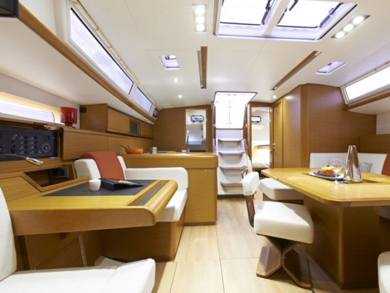 Sun Odyssey 469