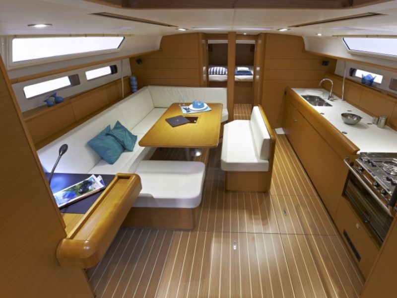 Sun Odyssey 469