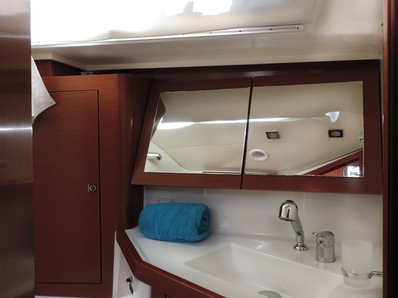 Oceanis 45