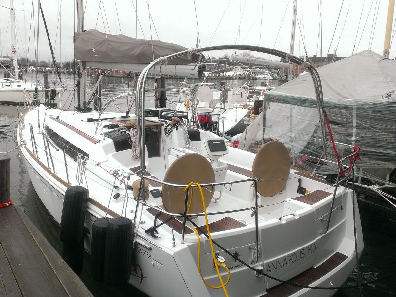 Jeanneau 379