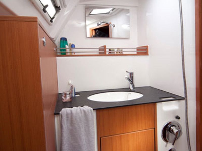 Bavaria Cruiser 36