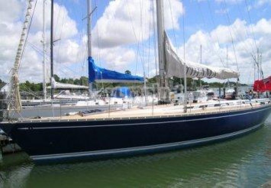Swan 651