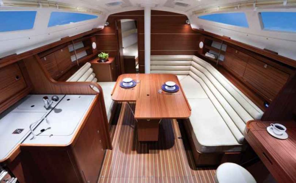 Delphia 33