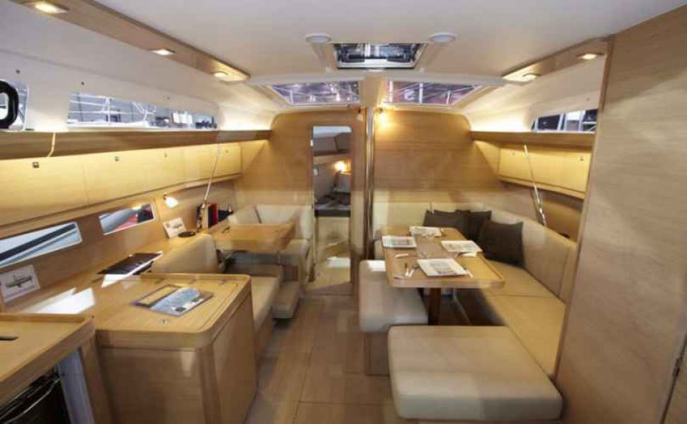 Dufour 410 Grand Large