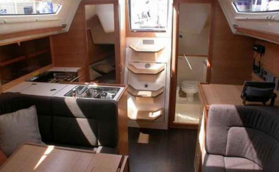 Elan 340