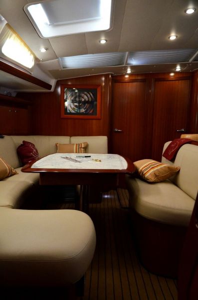 Oceanis Clipper 523