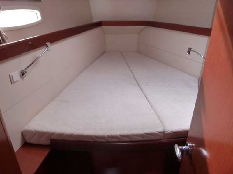 Oceanis 46