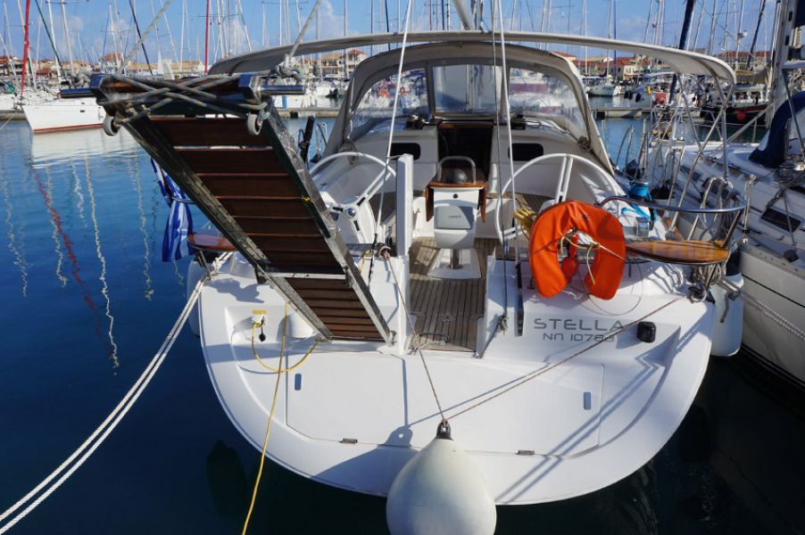 Elan 444 Impression