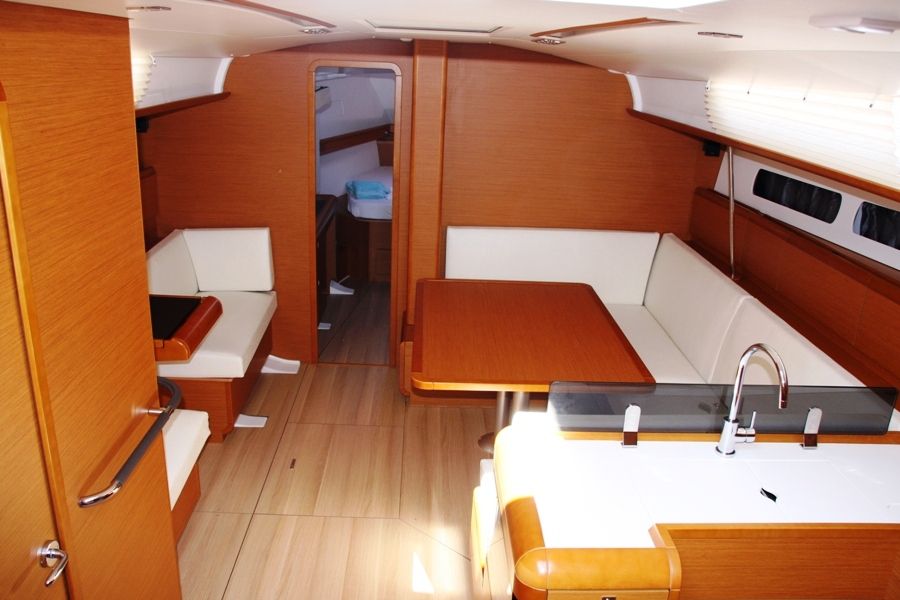 Sun Odyssey 439 - 3 cab