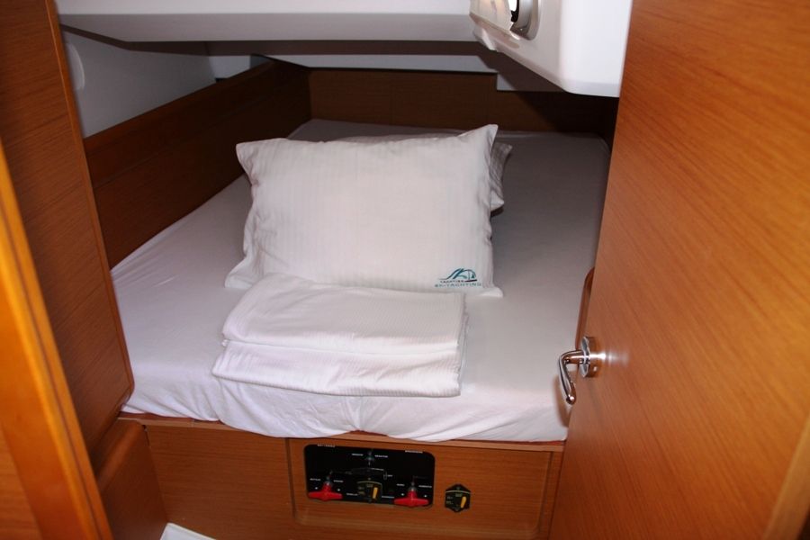 Sun Odyssey 439 - 3 cab