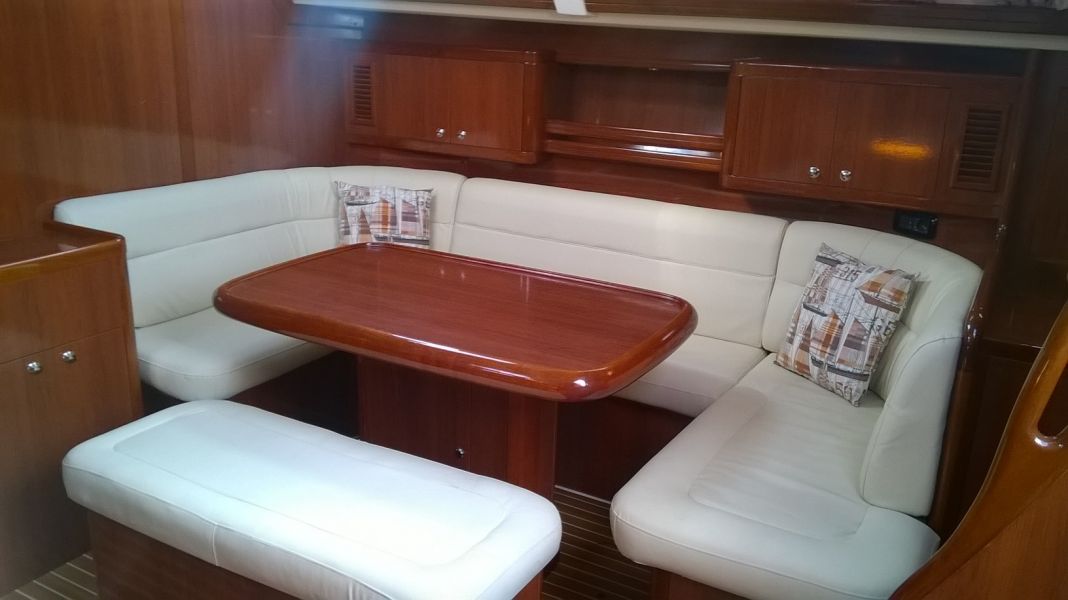 Ocean Star 561 - 6 cab
